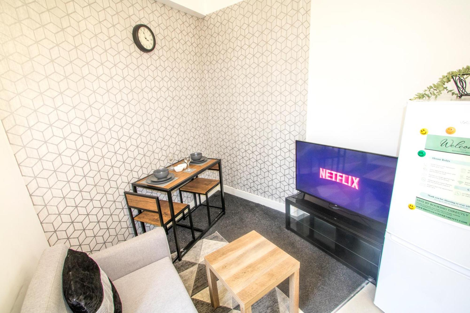Cozy And Charming - 1 Bedroom Apartment - Free Parking, Transit Links, Close To Stadiums Manchester Eksteriør bilde
